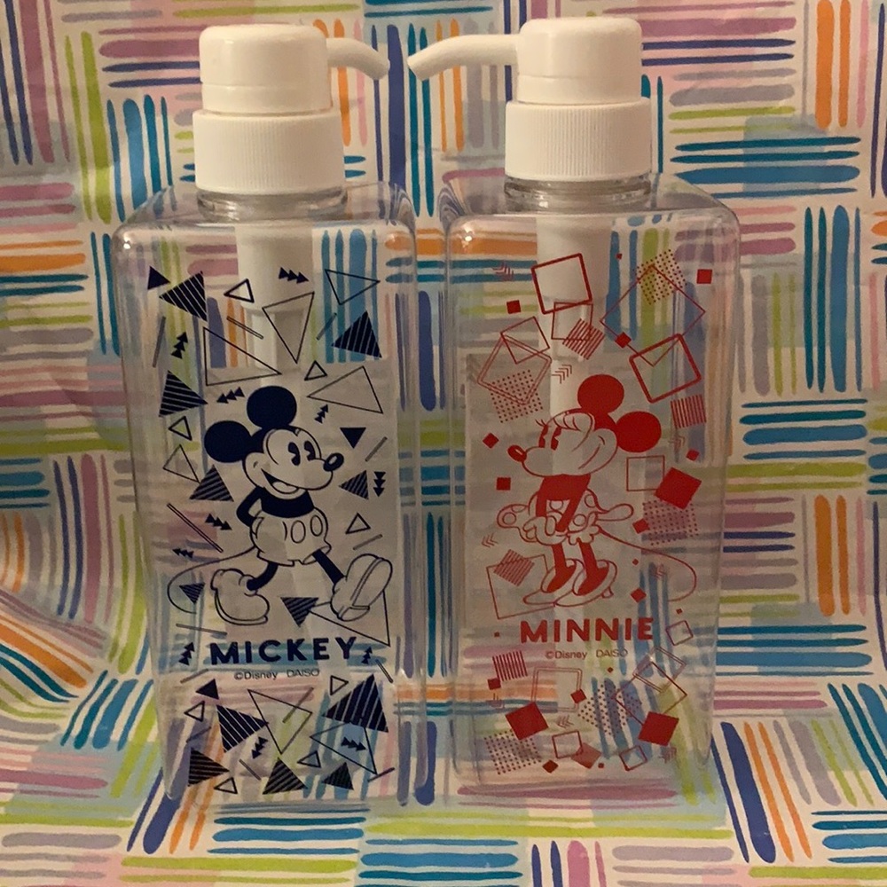 Mickey & Minnie pump bottle